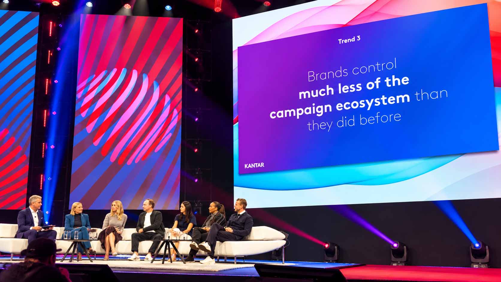 Original-Praesentationsfolie mit dem Text 'Brands control much less of the campaign ecosystem than they did before', Trend 3